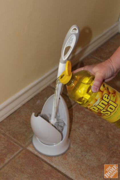 22 Borderline Genius Bathroom Cleaning Hacks