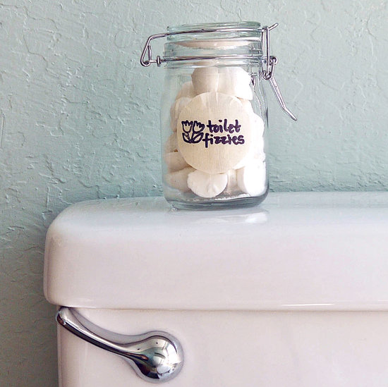 22 Borderline Genius Bathroom Cleaning Hacks