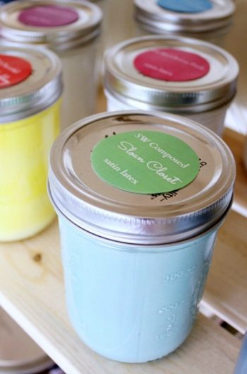 10 Ways to Use Mason Jars to Organize