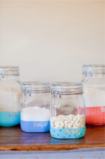 10 Ways to Use Mason Jars to Organize