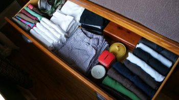 12 Clever Ways to Organize Your Dresser9