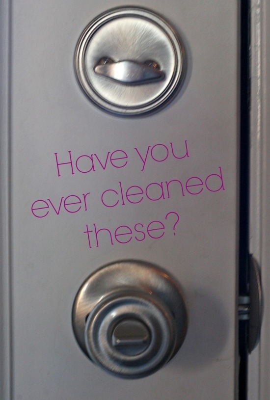 18 Filthy Things You Should Be Cleaning {But Aren't!}