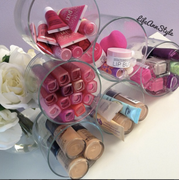 8 Ways to Organize Your Makeup