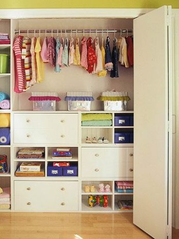 4 Easy Steps to Organized a Closet2