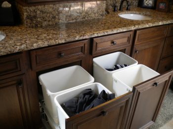 Laundry room, organization, laundry room organization, popular room hacks, DIY home, home organization.