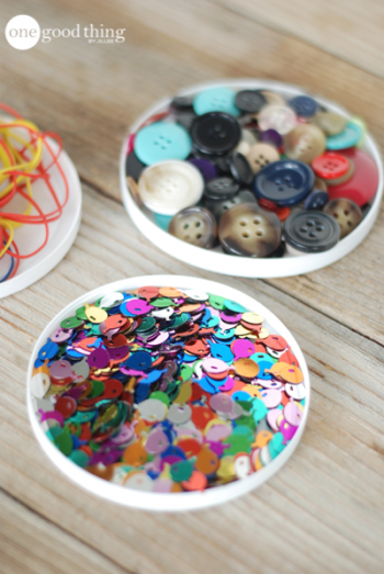 14 Clever Ways to Reuse Plastic Lids6