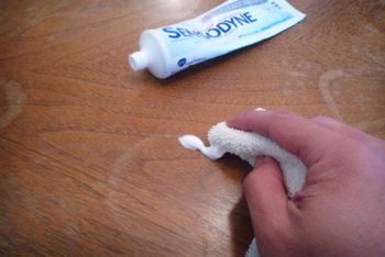 10 Uses for Toothpaste (Besides Brushing Your Teeth) Uses for Toothpaste, How to Use Toothpaste, Things to Do With Toothpaste, Cleaning, Cleaning Hacks, Home Cleaning Hacks and Tricks, Home Tips and Tricks, Popular Pin