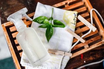  DIY Air Fresheners, How to Make Your Own Air Freshener, Make Your Home Smell Amazing, How to Make Your Home Smell Amazing, DIY Home, DIY Cleaning, Cleaning Hacks, Popular Pin