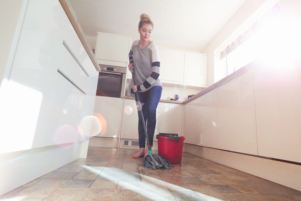 Clean Your Laminiate Flooring (Easily!)| Clean Your Flooring, How to Clean Your Flooring, Easily Clean Your Flooring, Fast Ways to Clean Your Flooring, Cleaning, Cleaning Tips and Tricks, Home Cleaning Tips, Popular Pin