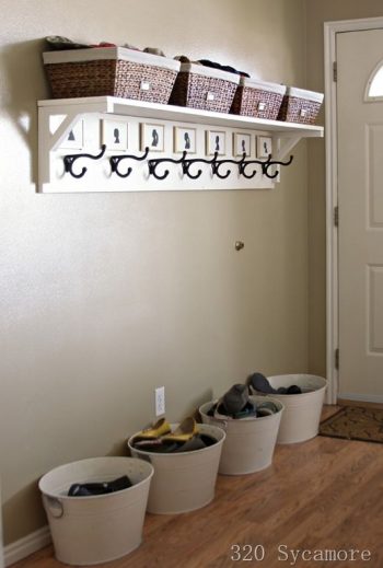 10 Entryway Organization Ideas| Organization Ideas, Organization Ideas for the Home, Entryway Organization, Entryway Organization Ideas, Entryway Organizer 