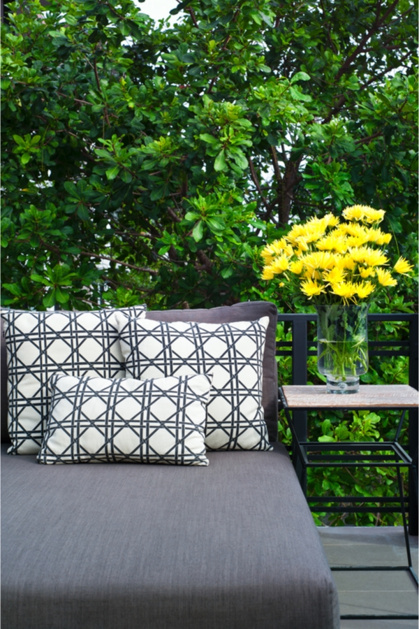 How To Store And Organize Patio Furniture For Winter