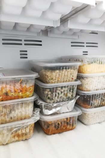 Nothing is worse than having a messy deep freezer. These tips will help you organize your deep freezer. You'll be able to keep track of food so much better. 