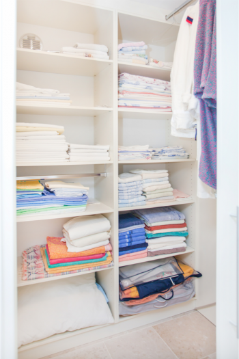 Are your closets in need of an organization overhaul? It's a great time for that! Check out these ridiculously brilliant closet organizing tips. You will be able to quickly find things you need in your linen closet. 