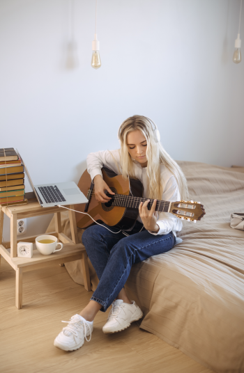 You may be wondering how to create a hobby space in your home? It can be tricky! I'll help you with some makeover magic so you can find a peaceful place to play your guitar! 