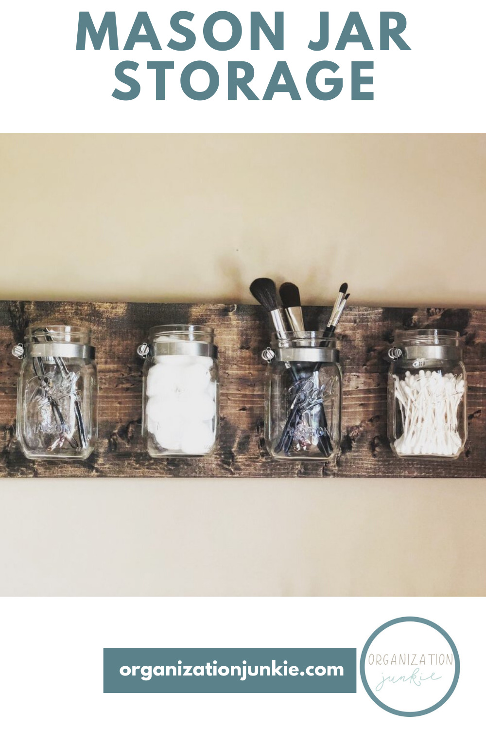 You might be shocked at all the ways to use mason jars for storage. Everything from craft supplies to office supplies to dry ingredients, and more can be stored in a mason jar. #organizationjunkieblog #masonjarstorage #creativemasonjarideas