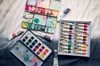 Oil paints for crafts - craft room organization
